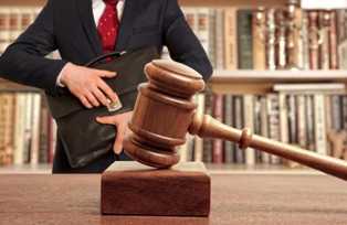 Взыскание долгов юридическими лицами: использование судебных и внесудебных механизмов
