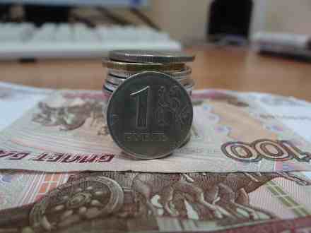 Причины падения курса рубля в 2014 году